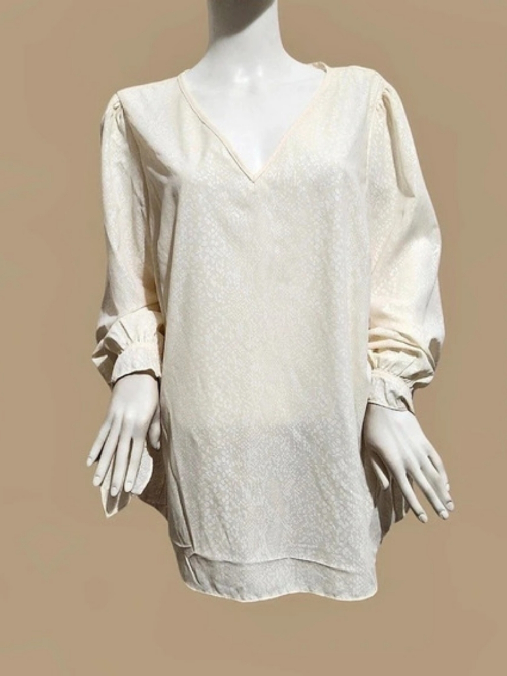 Michael Kors Women’s Plus Size 0X Ivory Long Sleeves V Neck Top Blouse Tunic 06